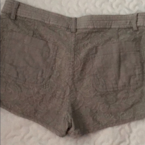 🎈3 for $15 🎈 Embroidered Shorts - Picture 2 of 4